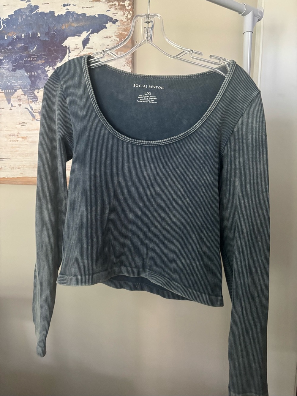 Scoop Neck Long Sleeve Top in Washed Teal